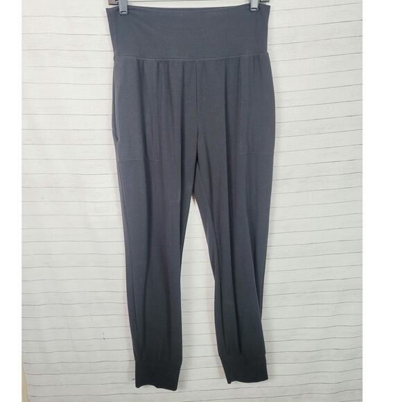 ATHLETA SALUTATION JOGGERS IN POWERVITA BLACK, SZ MEDIUM - Picture 1 of 12